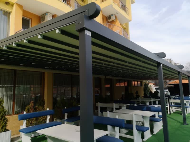 Bioclimatic Pergola 37