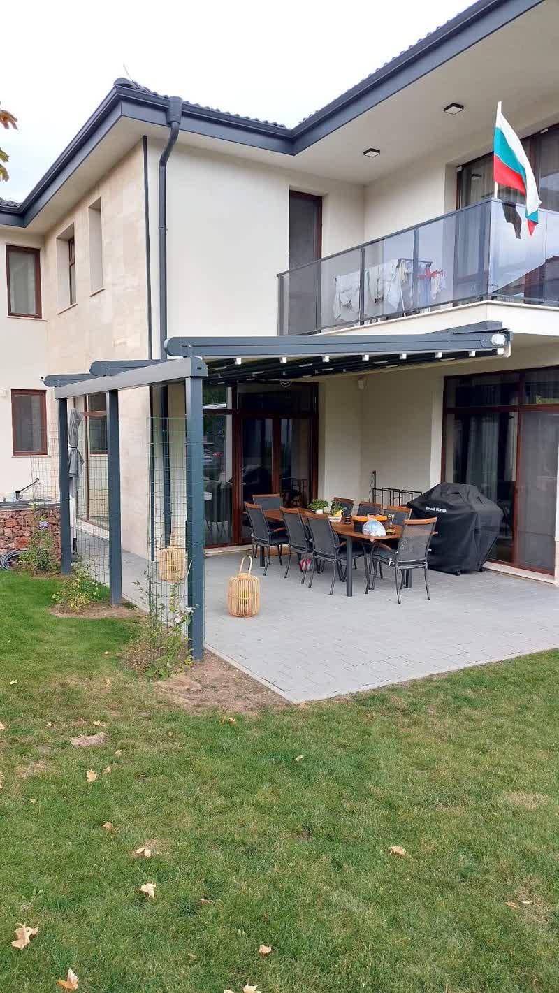 Cassette Awning 2